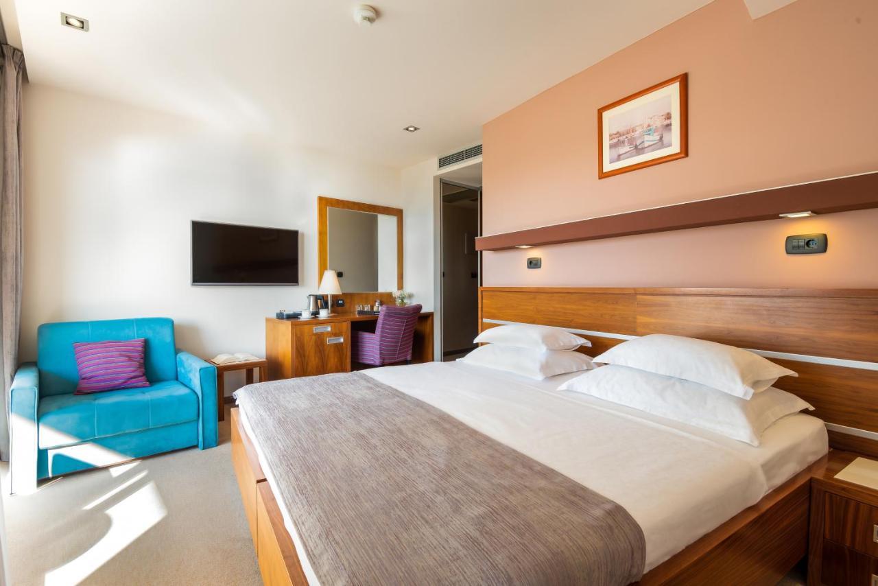 Hotel Plaža 4*